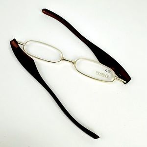 Folded Compact Reading Glasses NIB